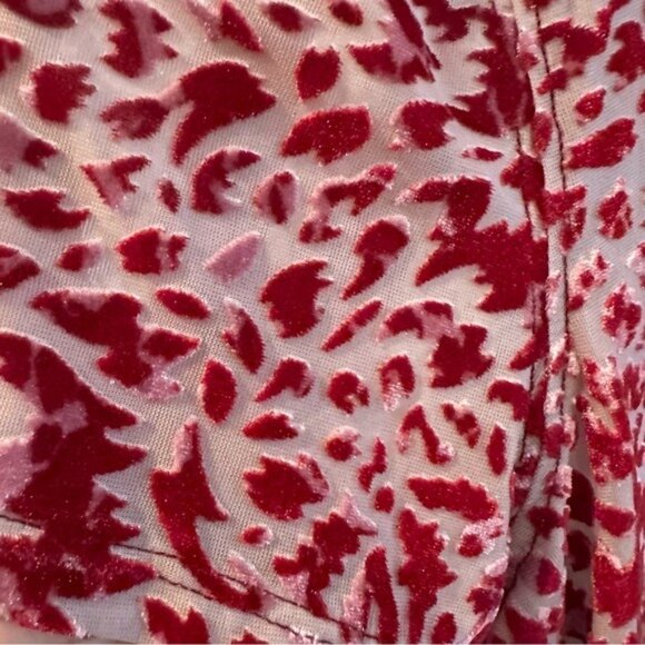 We The Free Free People Teddy Velvet Tee Maroon Short Sleeve Top XS - Picture 5 of 10